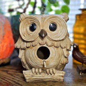 Vtg Carved Garden Hanging Owl Decor Small Nesting Resin Bird House Outdoor Cream